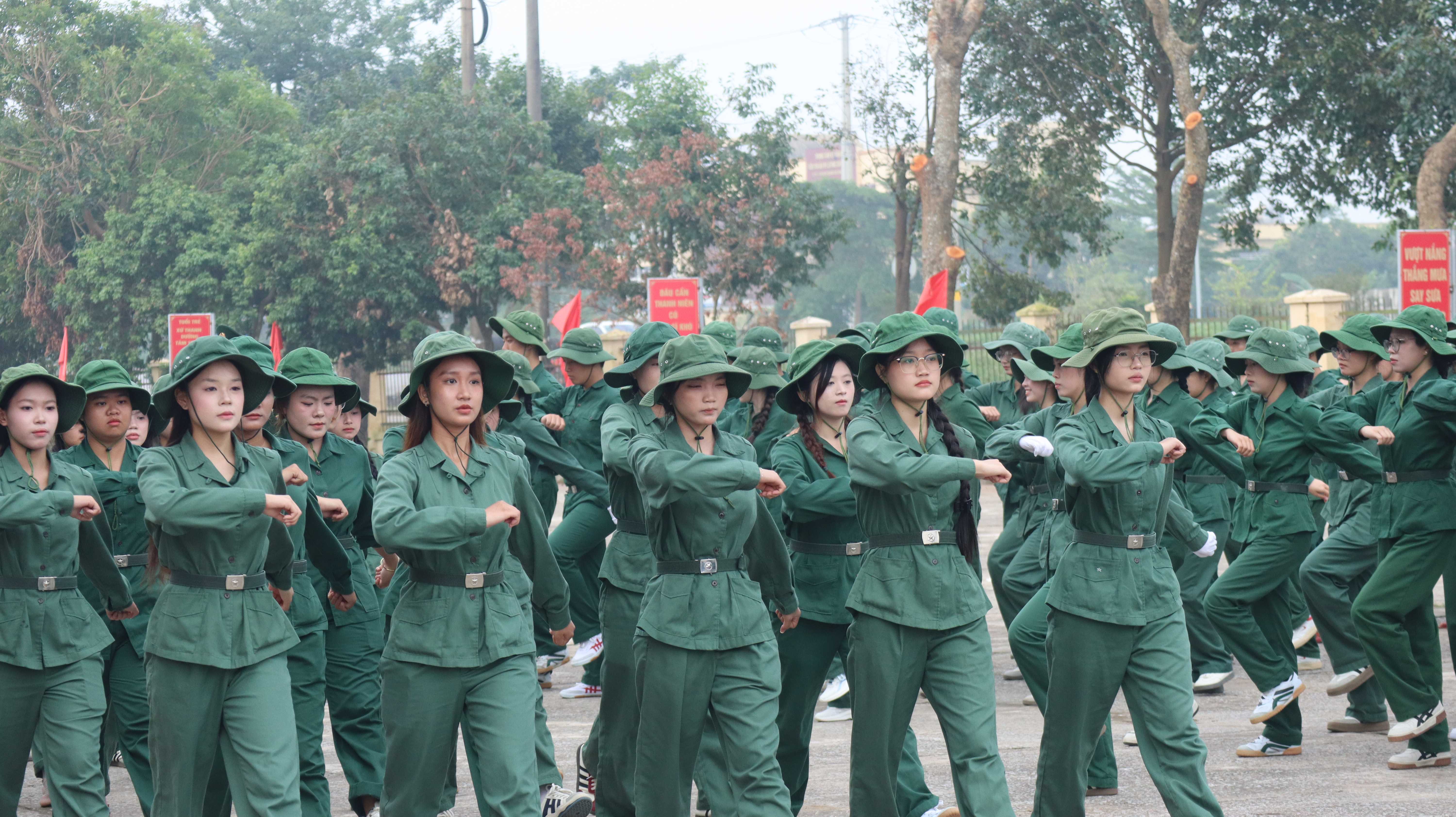 Media\2025_gdqpan.hdu.edu.vn\FolderFunc\202510\Images/img-7253-20251011031328-e.jpeg